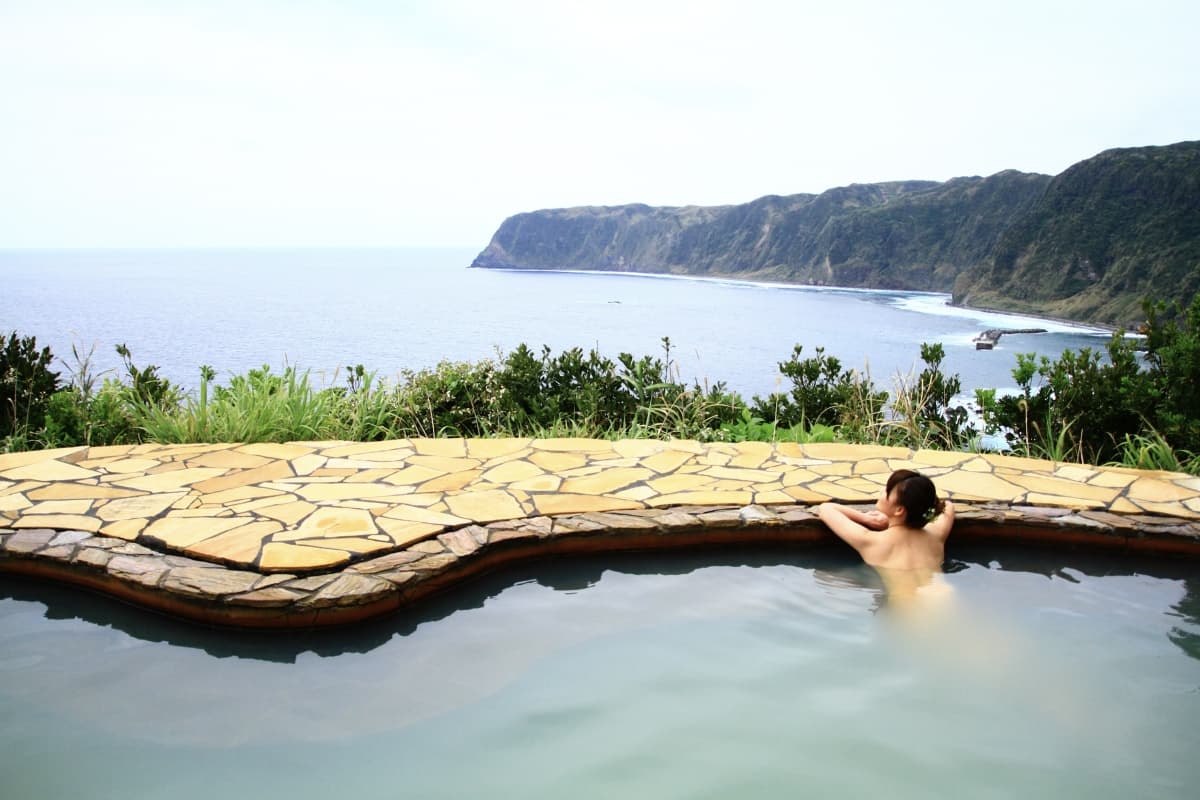 Subtropical Island Filled with Nature - Flora, Mountains, Ocean and Hot Springs, Hachijojima island, tokyo, japan, tokyo islands, izu islands, tokyo travel, tokyo trip, sueyoshi, miharashinoyu, hotspring, onsen