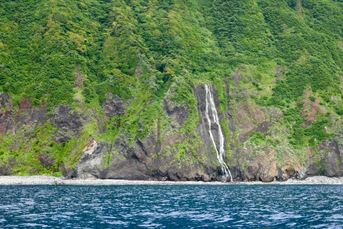 Water falls to the ocean